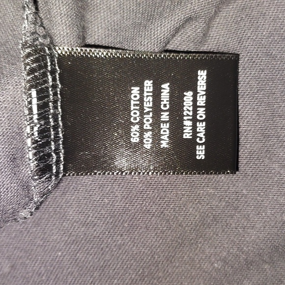 Torrid Tee Shirt NWT - Picture 5 of 8